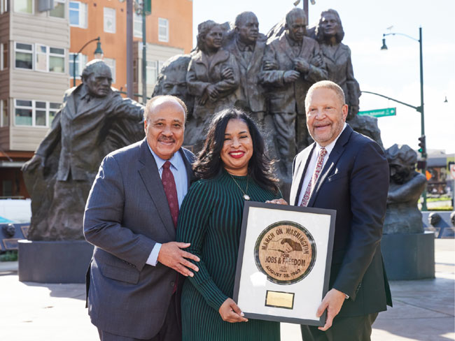 From left: Martin Luther King III, Arndrea Waters King, and Greg A. Adams at the Remember Them monument in Oakland, California 